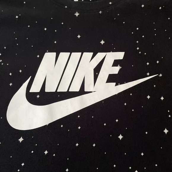 The Nike Tee Mens S Black/White Center Logo Star Print Athletic Cut - Picture 2 of 4